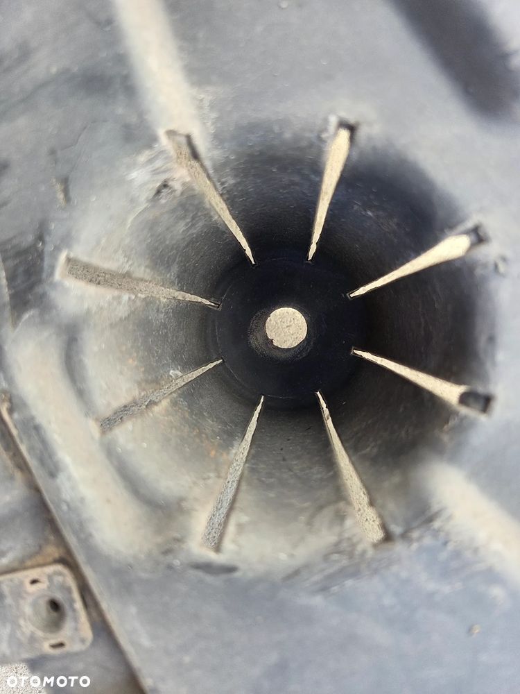 Płyta osłona podwozia tylna Peugeot 308 T9 HB   9804322780 - 8