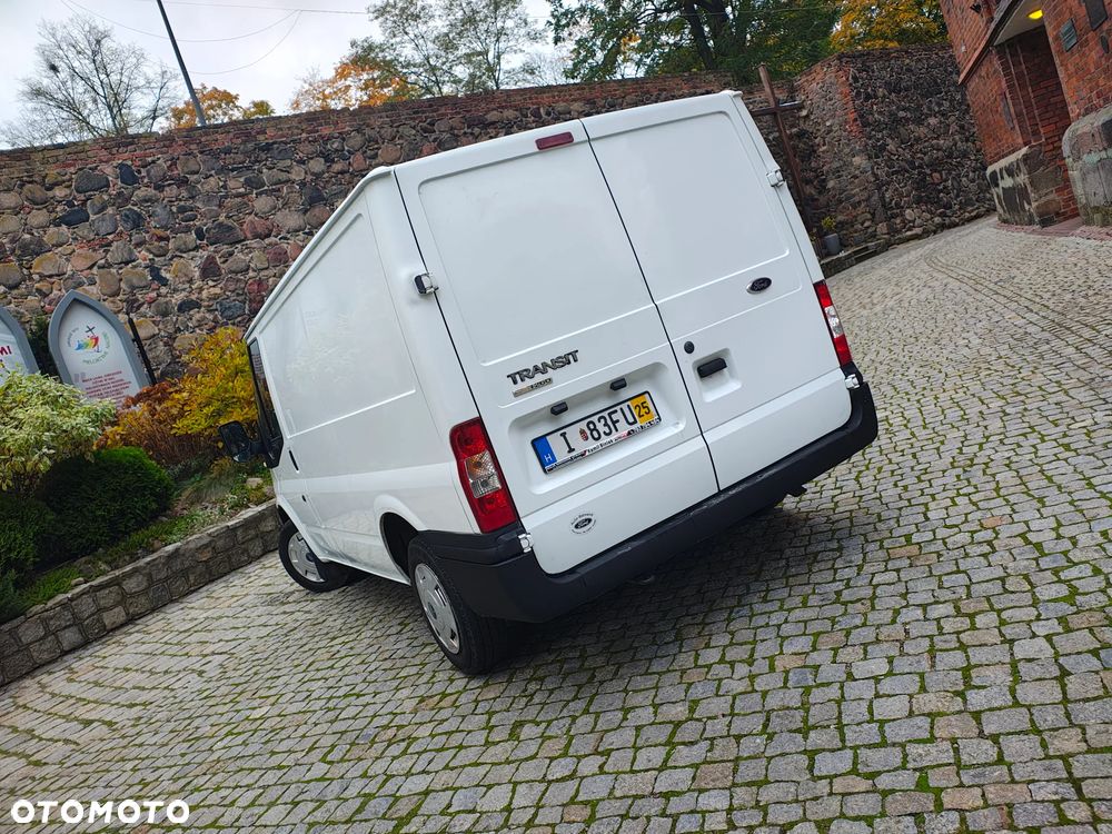 Ford Transit - 33