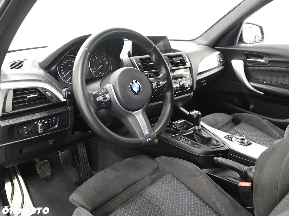 BMW Seria 1 - 17