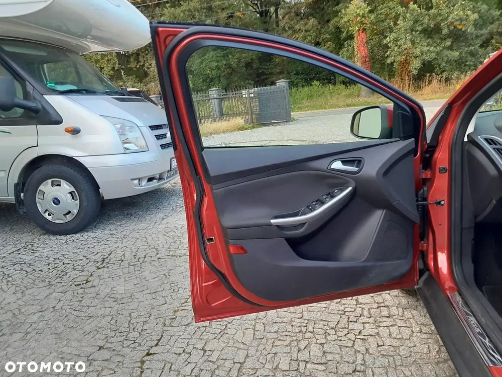 Ford Focus 1.0 EcoBoost STart-Stopp-System TITANIUM - 23