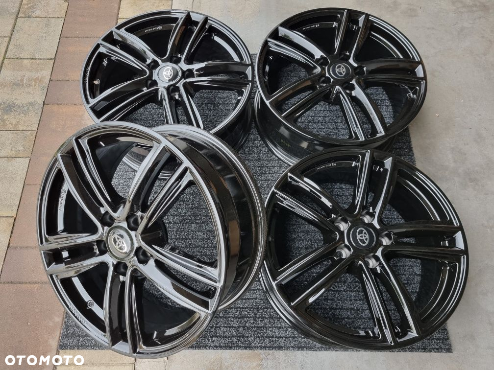 Toyota C-HR 17 " Nowe Felgi Aluminiowe 5x114,3 C-HR II gen. Czarne - 5