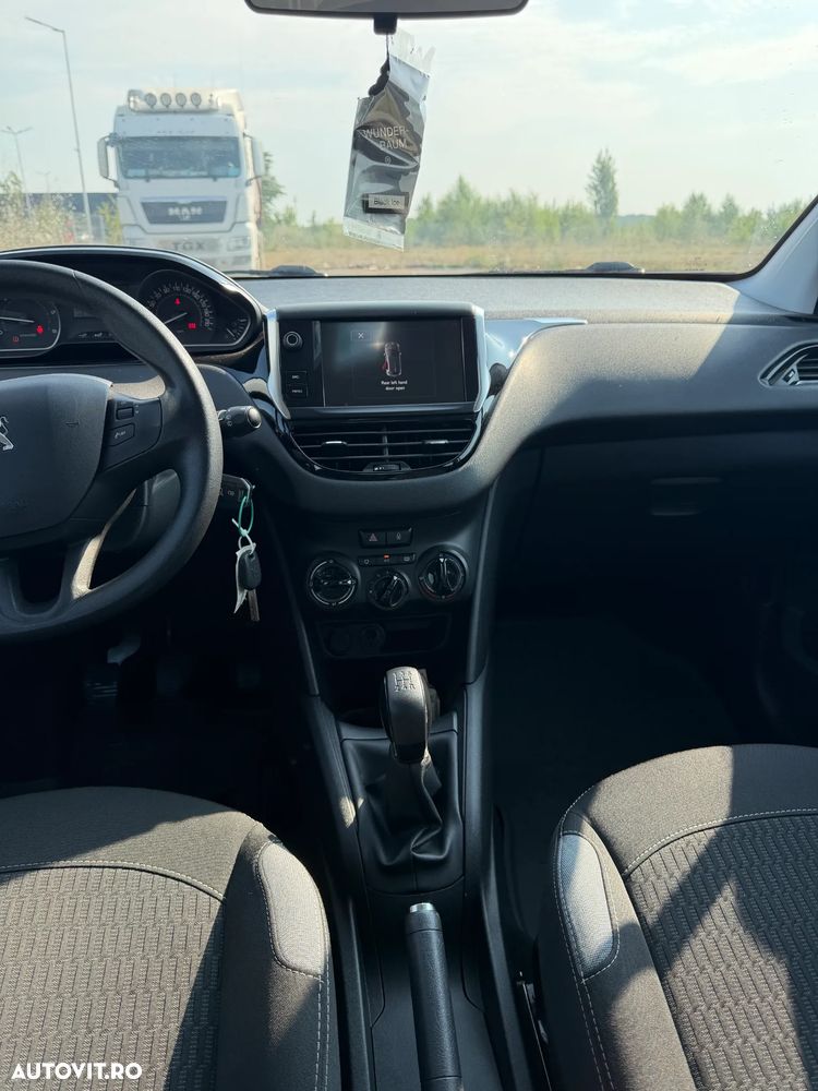 Peugeot 208 1.6 BlueHDi FAP Style - 12