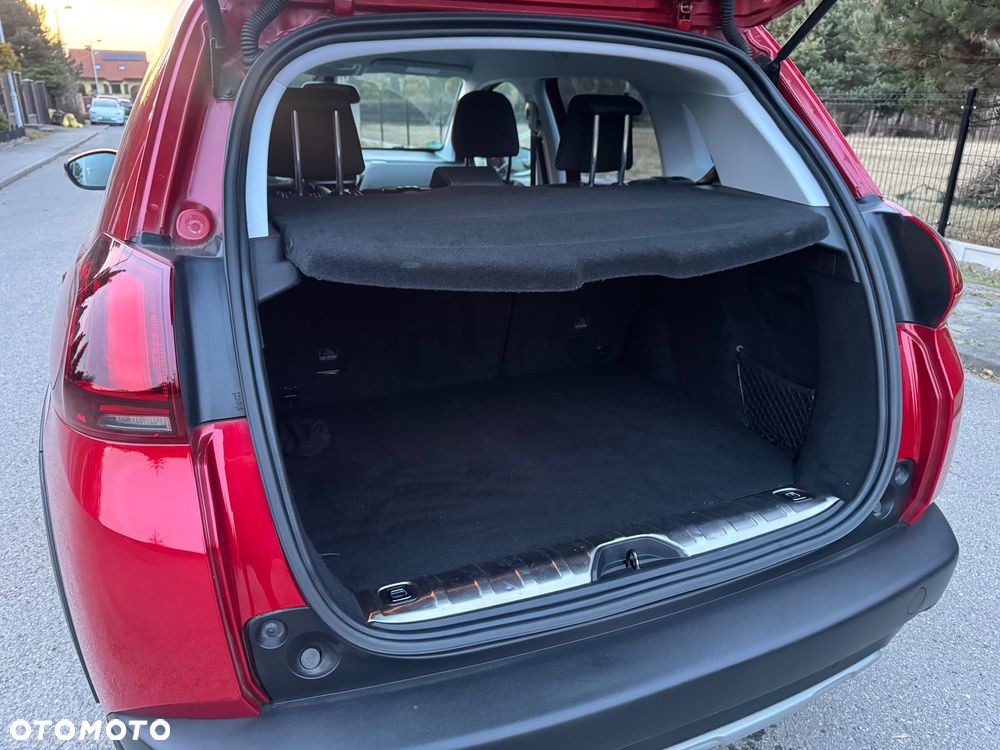 Peugeot 2008 PureTech 110 Stop&Start Allure - 23