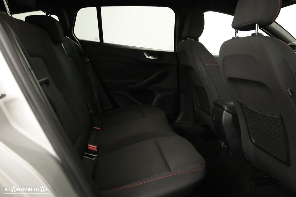 Ford Focus SW 1.0 EcoBoost ST-Line - 21