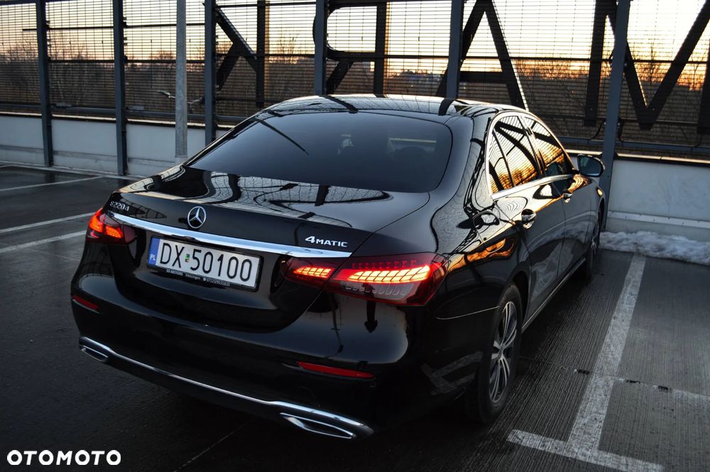 Mercedes-Benz Klasa E 220 d 4Matic 9G-TRONIC Avantgarde - 11