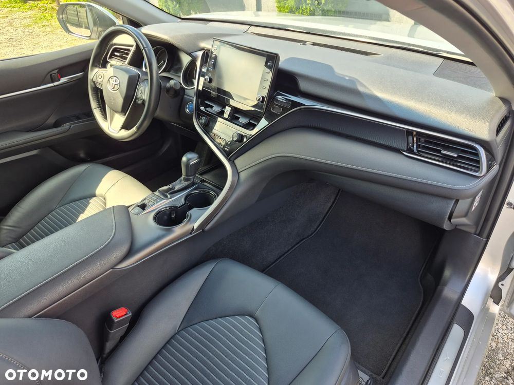 Toyota Camry 2.5 Hybrid Prestige CVT - 14