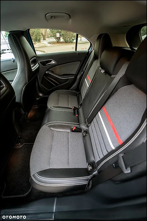 Mercedes-Benz Klasa A - 32