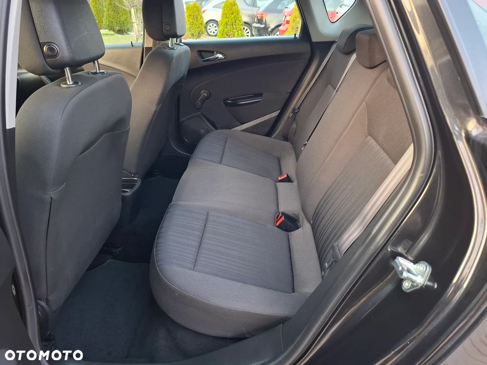 Opel Astra 1.4 Sport - 36