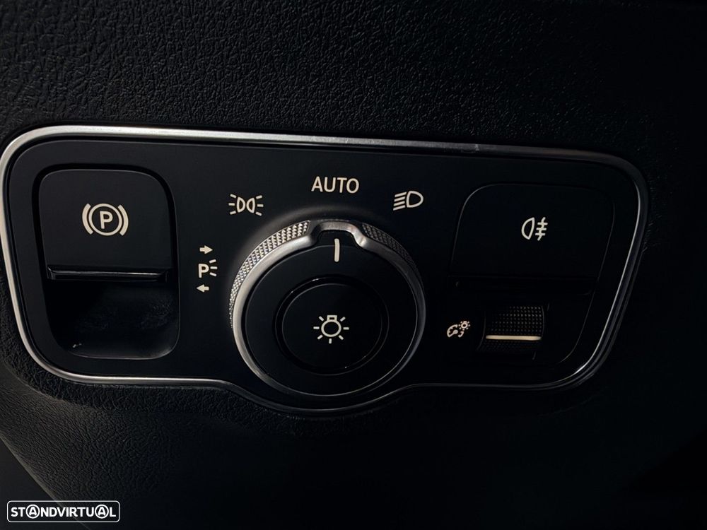 Mercedes-Benz GLA 250 e AMG Line - 28