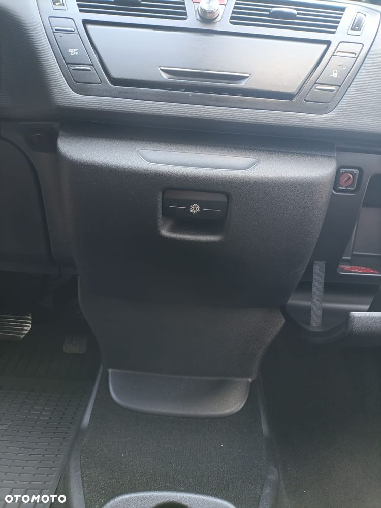 Citroën C4 Picasso - 30