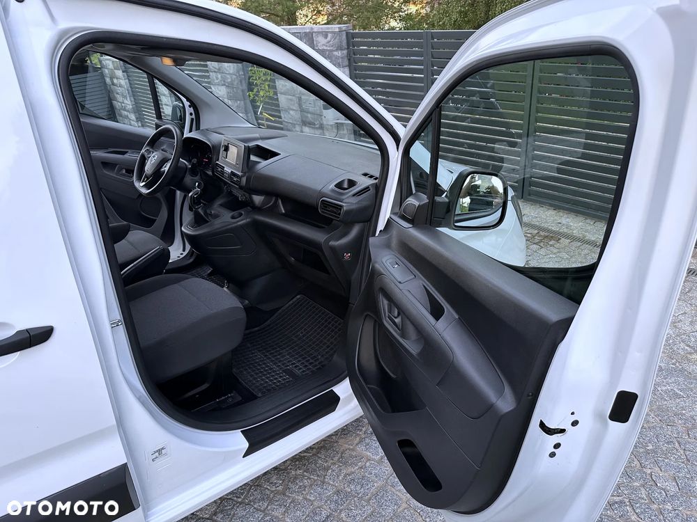 Opel Combo - 17