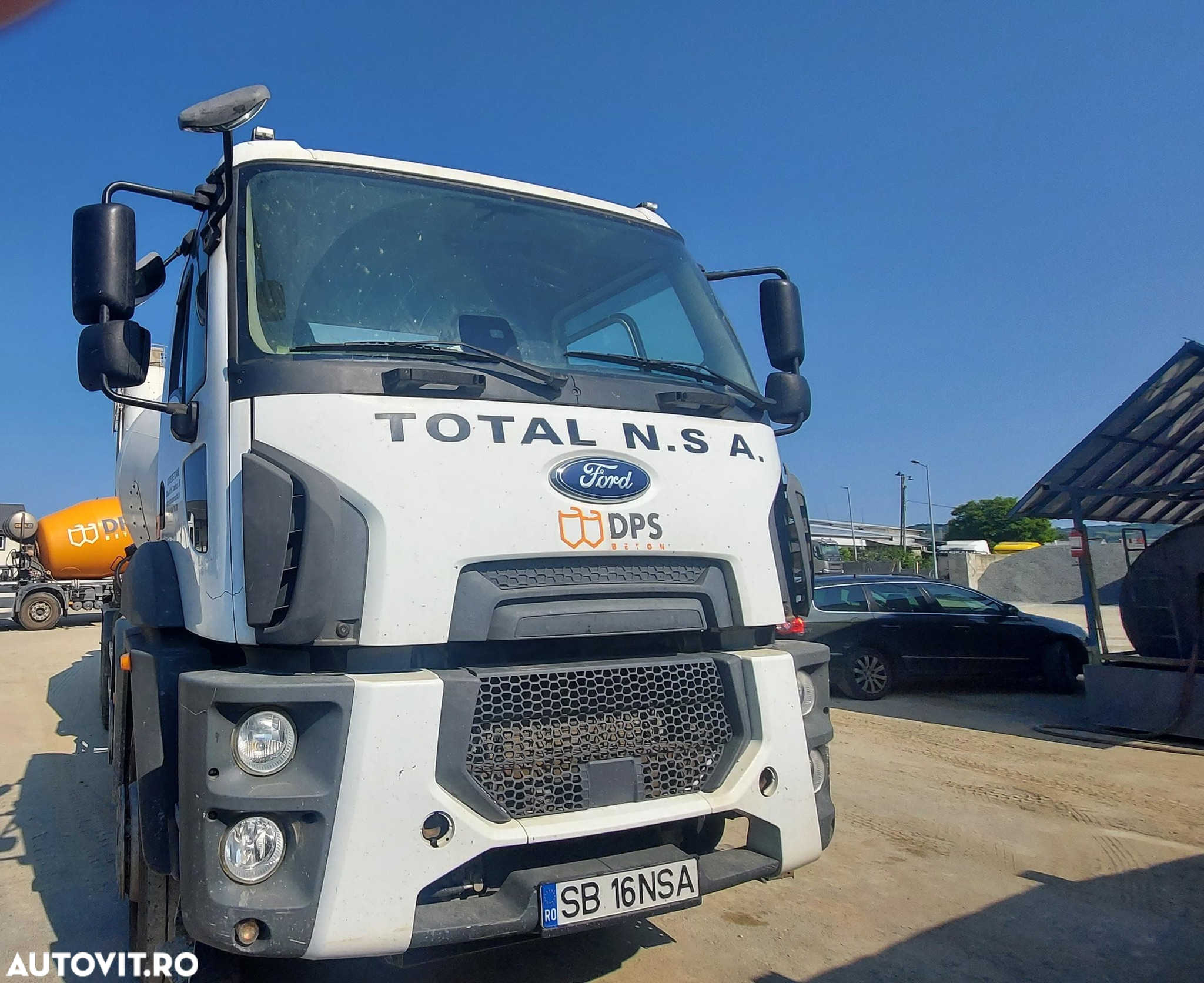 Ford Cargo 4142M - 4