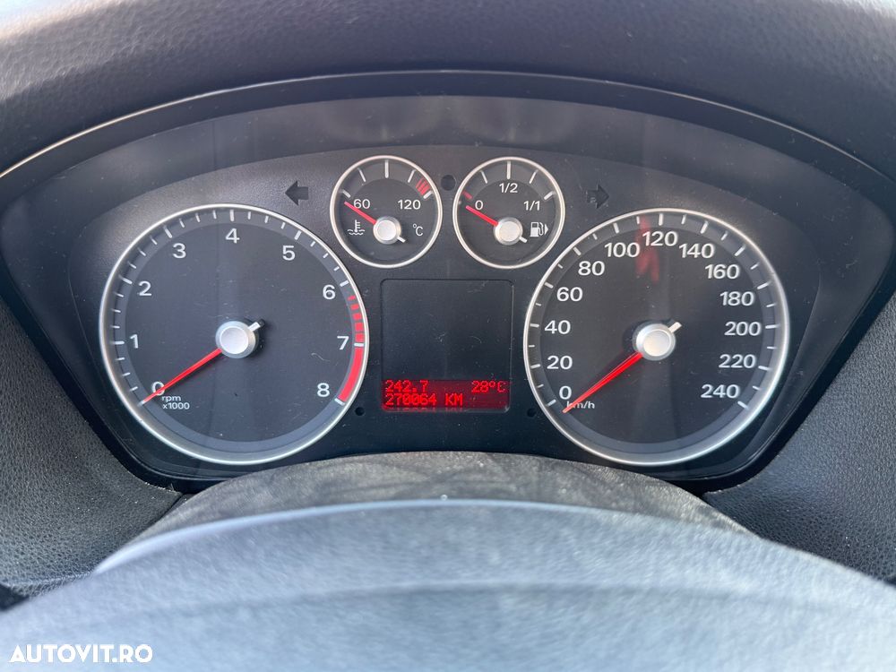 Ford Focus - 6
