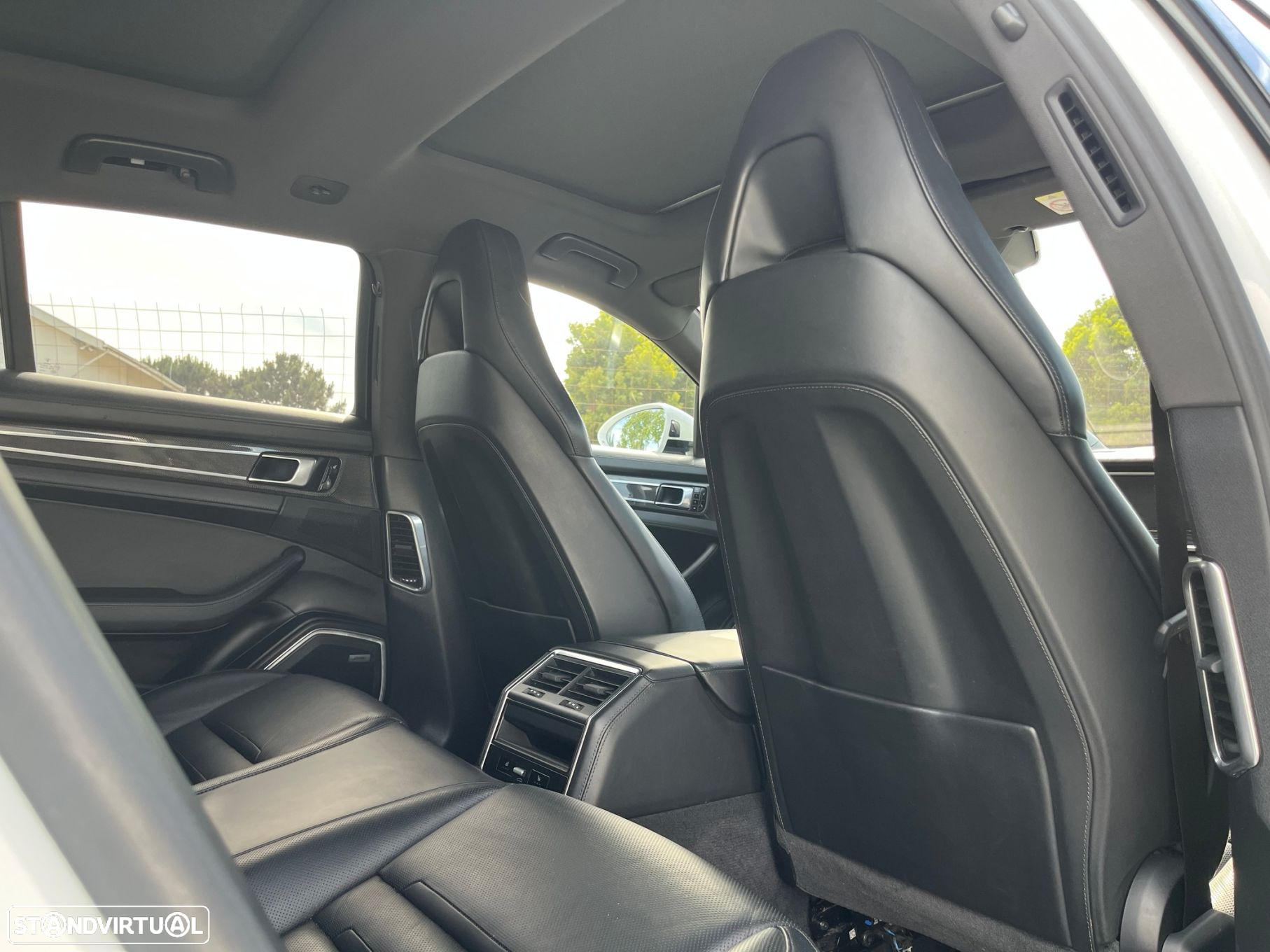 Porsche Panamera Sport Turismo 4 E-Hybrid - 40