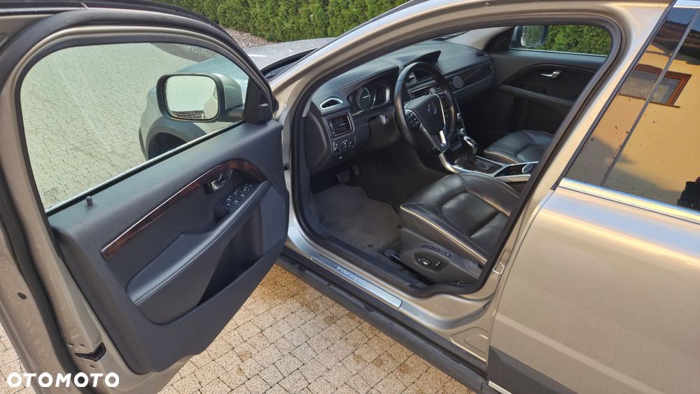 Volvo XC 70 D5 AWD Summum - 13