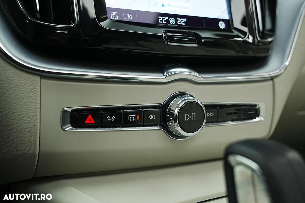 Volvo XC 60 Recharge T6 Twin Engine eAWD Inscription Expression - 31