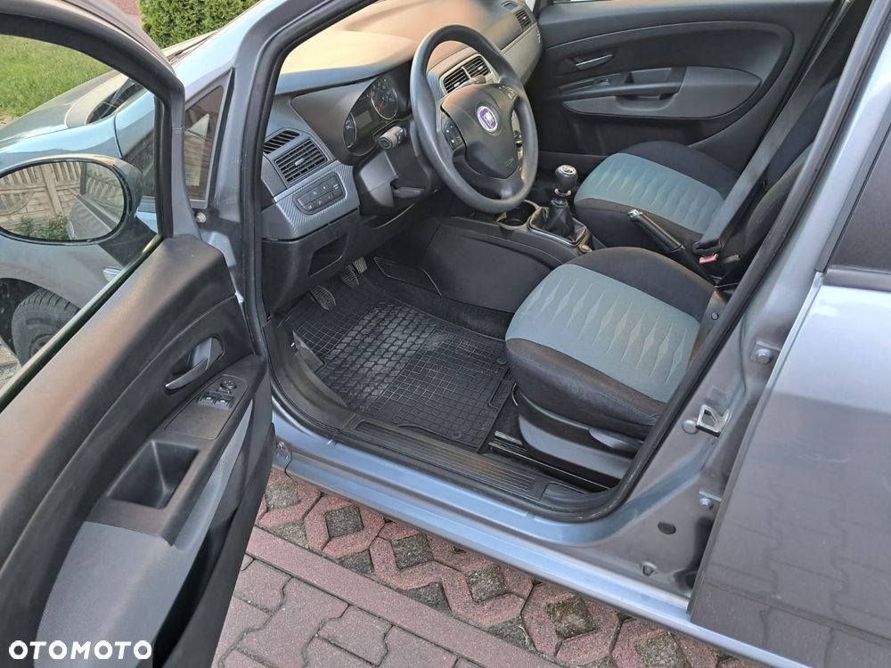 Fiat Punto 1.4 16V Dynamic - 8
