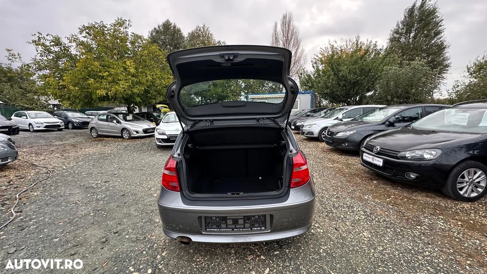 BMW Seria 1 116i - 23