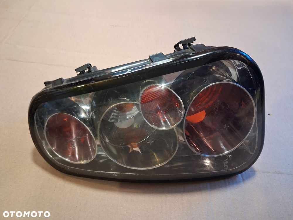 Lampa tył MINI R50  prawa  6321-6916395.9 OE - 1