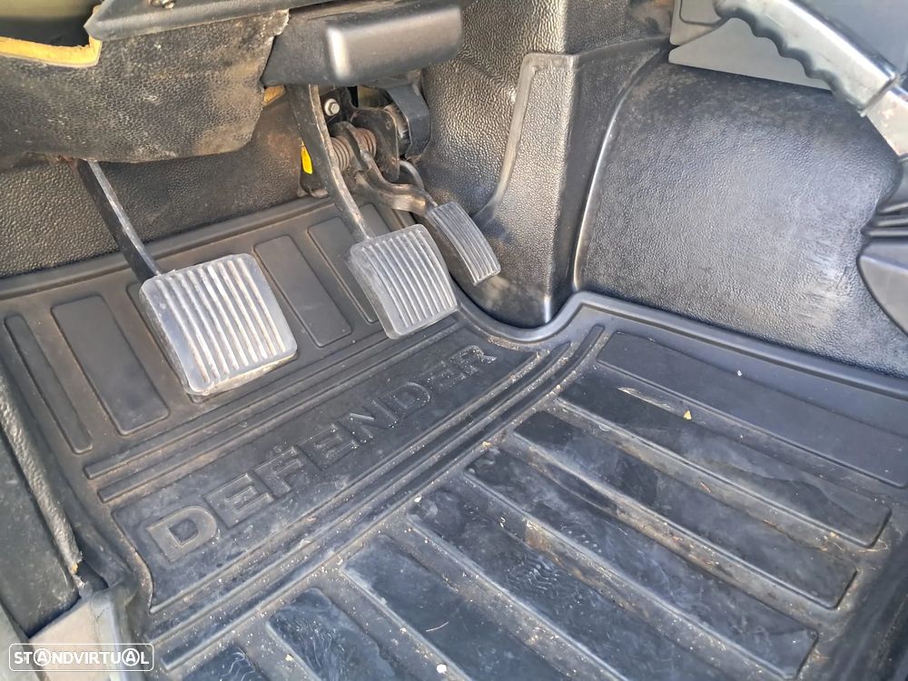 Land Rover Defender 90 2.4 CRD SE - 15