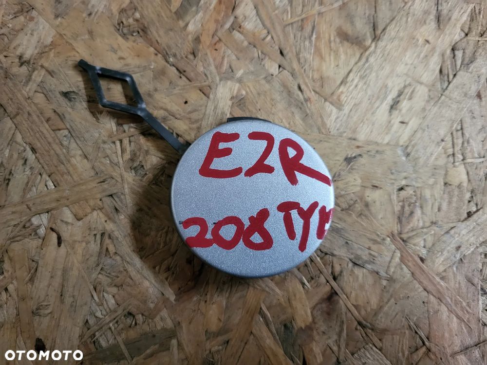 Zaślepka haka zderzaka tył Peugeot 208 EZR - 1