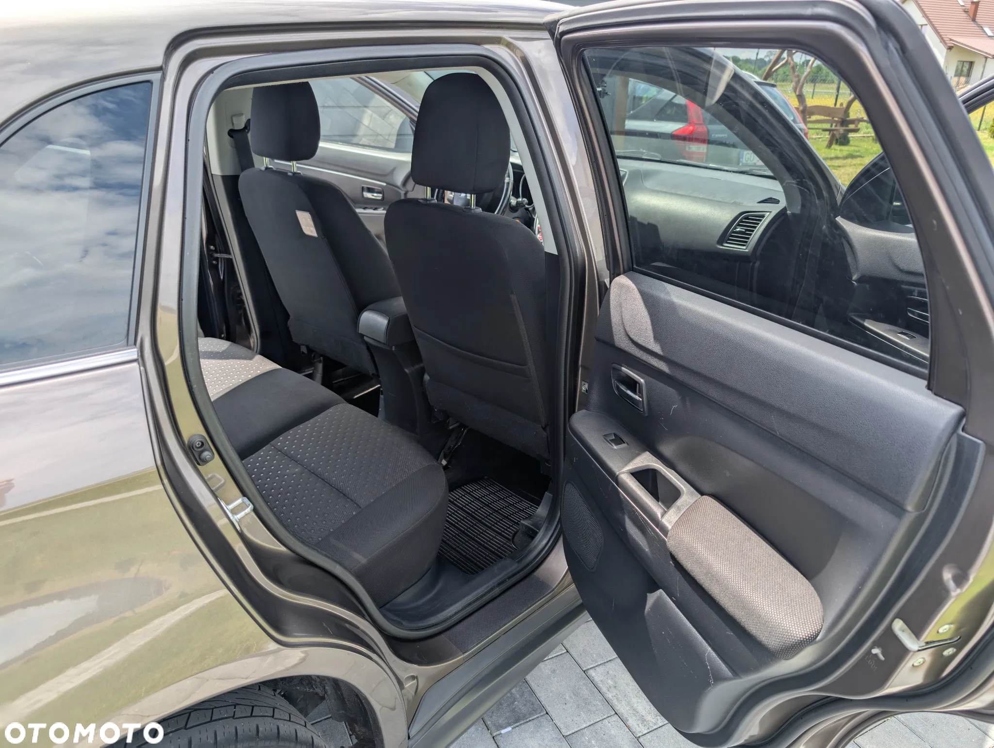 Mitsubishi ASX 1.8 DI-D 2WD Plus - 14
