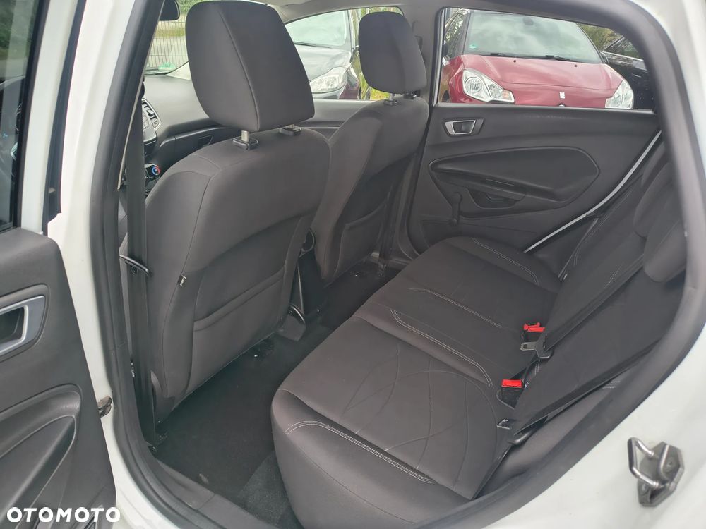 Ford Fiesta 1.25 Celebration - 22