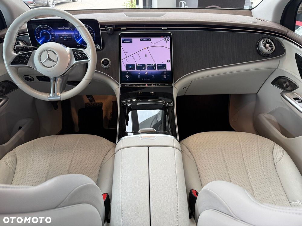 Mercedes-Benz EQE - 20