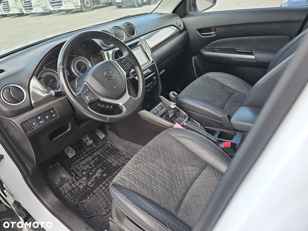 Suzuki Vitara 1.4 Boosterjet SHVS Elegance 2WD - 10