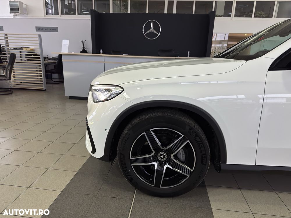 Mercedes-Benz GLC 200 4Matic 9G-TRONIC AMG Line Advanced - 3