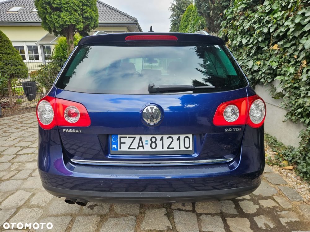 Volkswagen Passat - 5