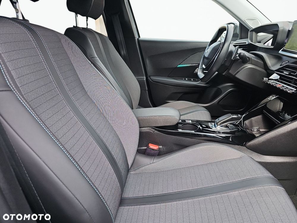 Peugeot 2008 - 13