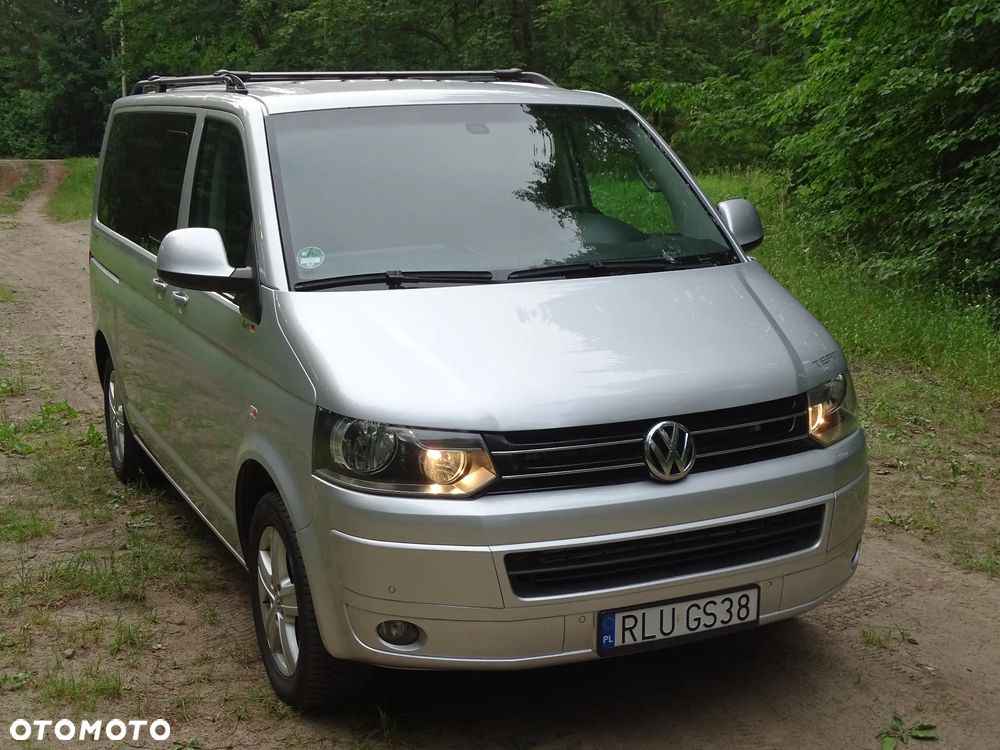 Volkswagen Multivan - 2
