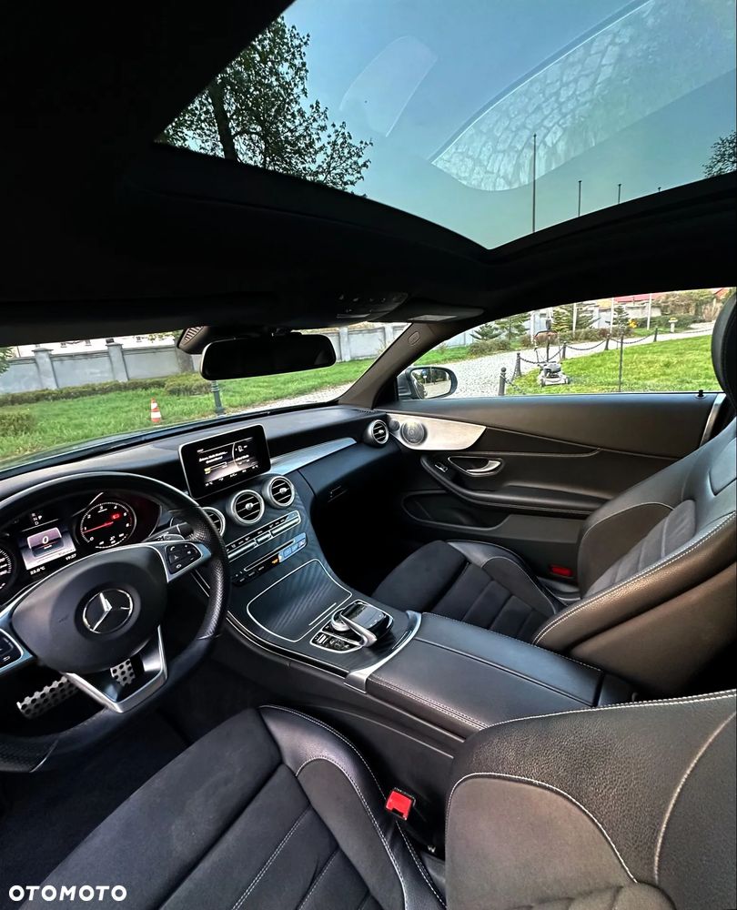 Mercedes-Benz Klasa C 220 d Coupe 4Matic 9G-TRONIC AMG Line - 11