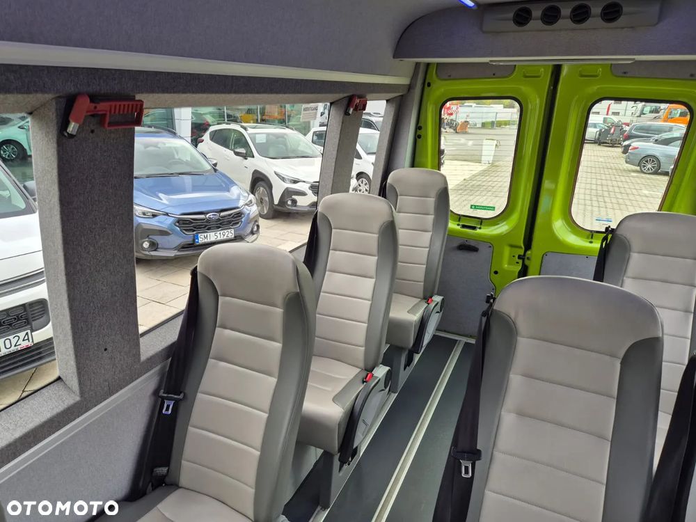 Iveco Daily 35S120 Hi-Matic / MIKROBUS / AUTOBUS / 10 MIEJSC / OD PIERWSZEGO WŁ. / STAN DOBRY / WEBASTO / KLIMATYZACJA - 33