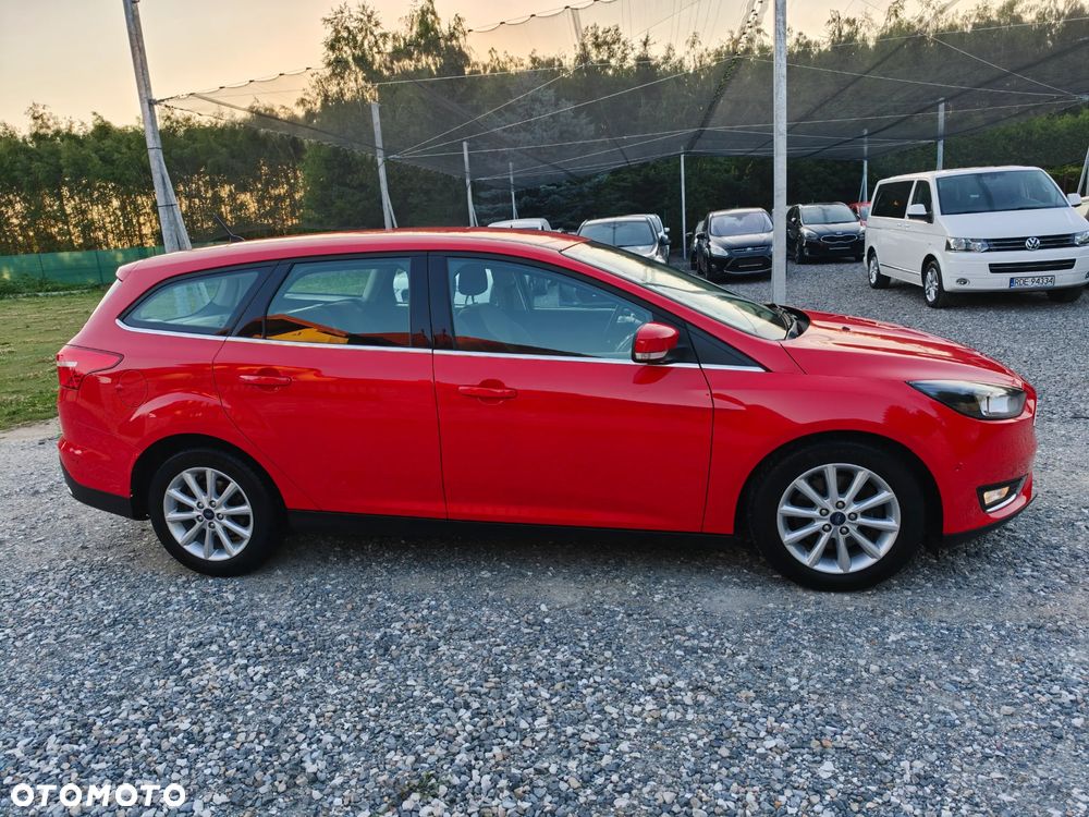 Ford Focus 2.0 TDCi Titanium ASS - 4