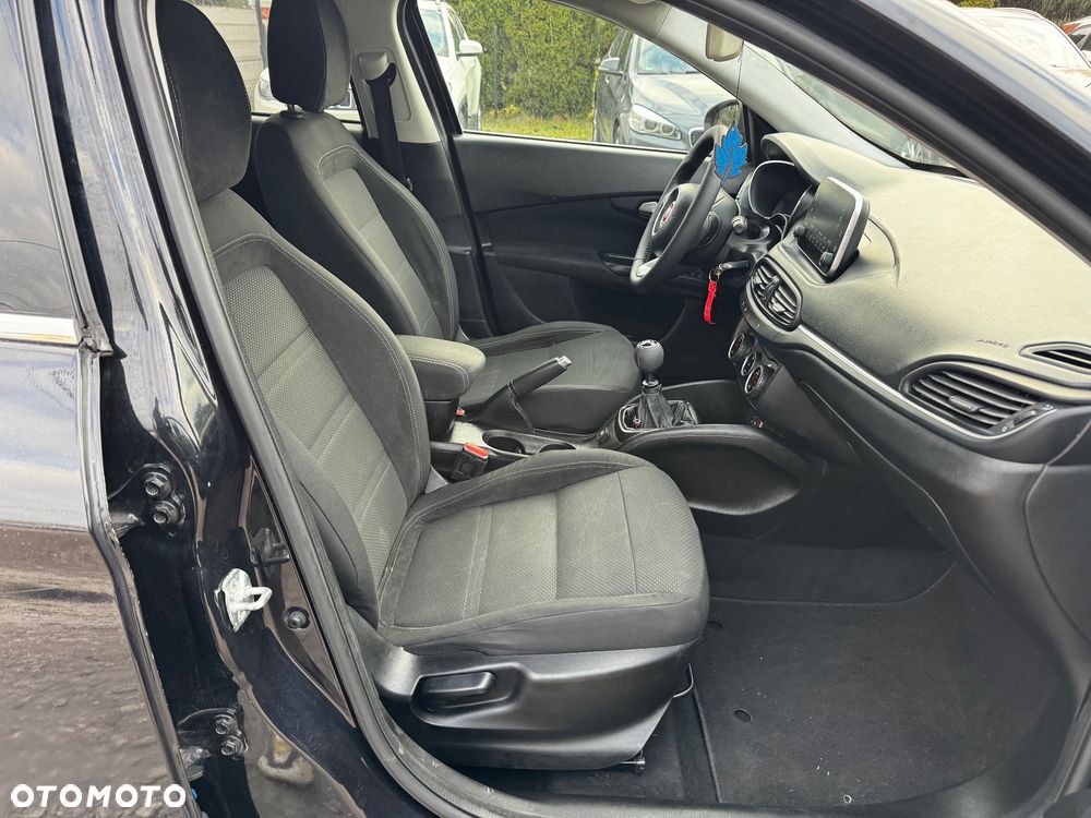 Fiat Tipo 1.4 T-Jet Lounge - 33