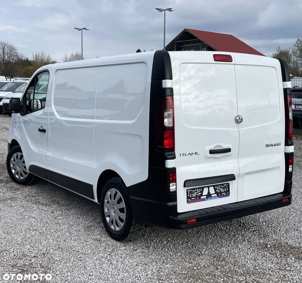 Renault Trafic - 11