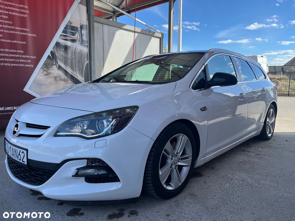 Opel Astra 2.0 BiTurbo CDTI DPF ecoFLEX SportsTourer St - 1