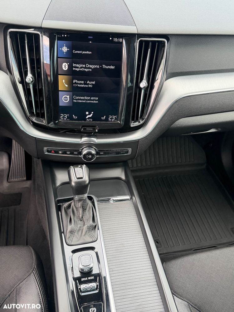 Volvo XC 60 T5 AWD Momentum - 7