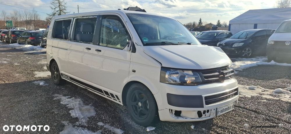 Volkswagen Caravelle - 16