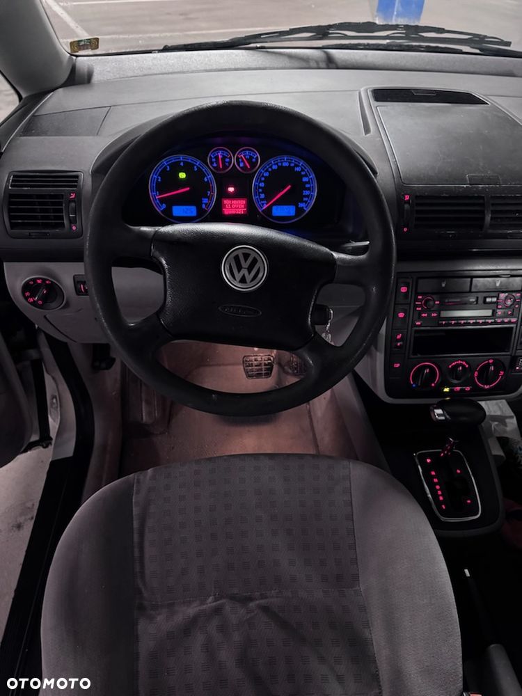 Volkswagen Sharan - 6