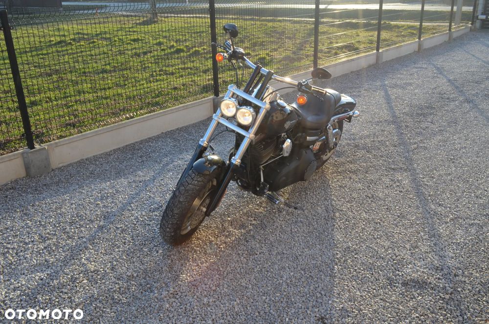 Harley-Davidson Dyna Fat Bob - 21