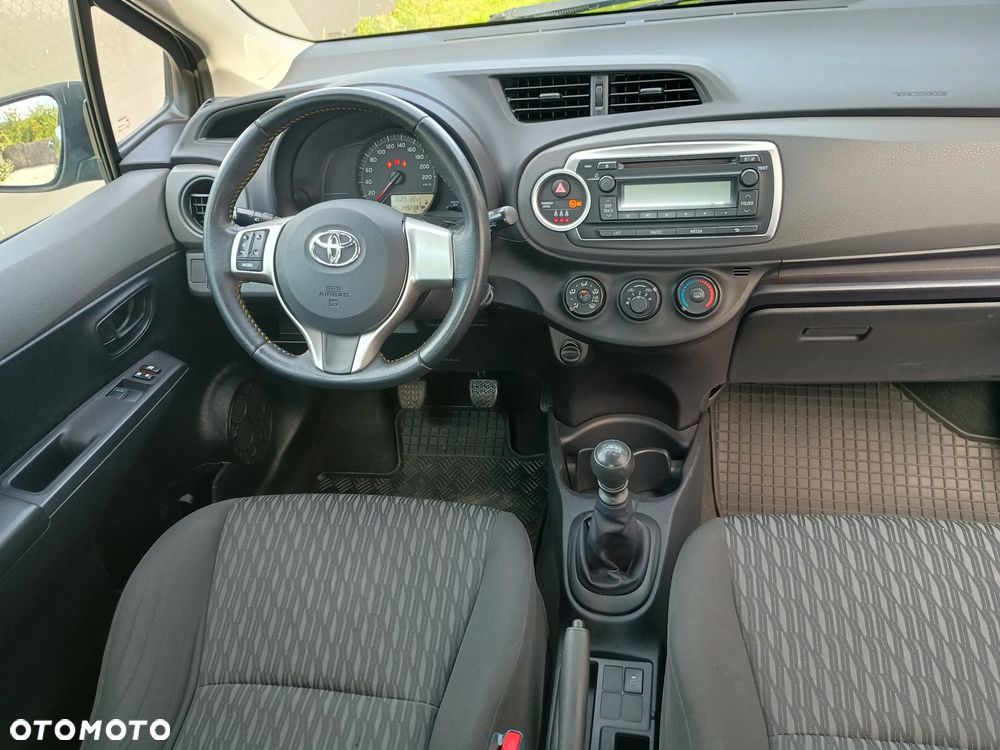 Toyota Yaris 1.33 VVT-i Executive - 16