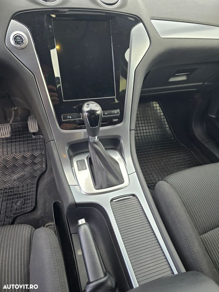 Ford Mondeo 2.0 TDCI PowerShift Business Class - 23
