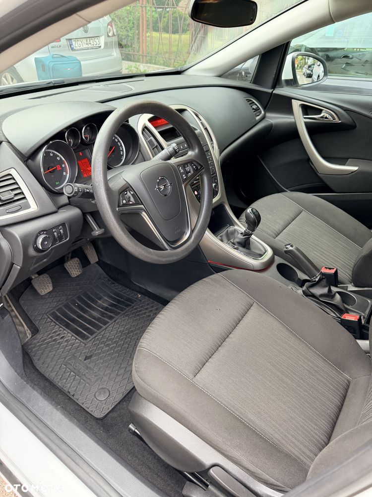 Opel Astra 1.4 - 12