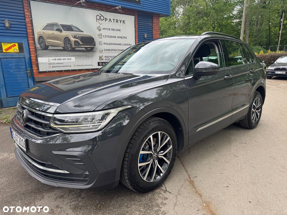 Volkswagen Tiguan - 2