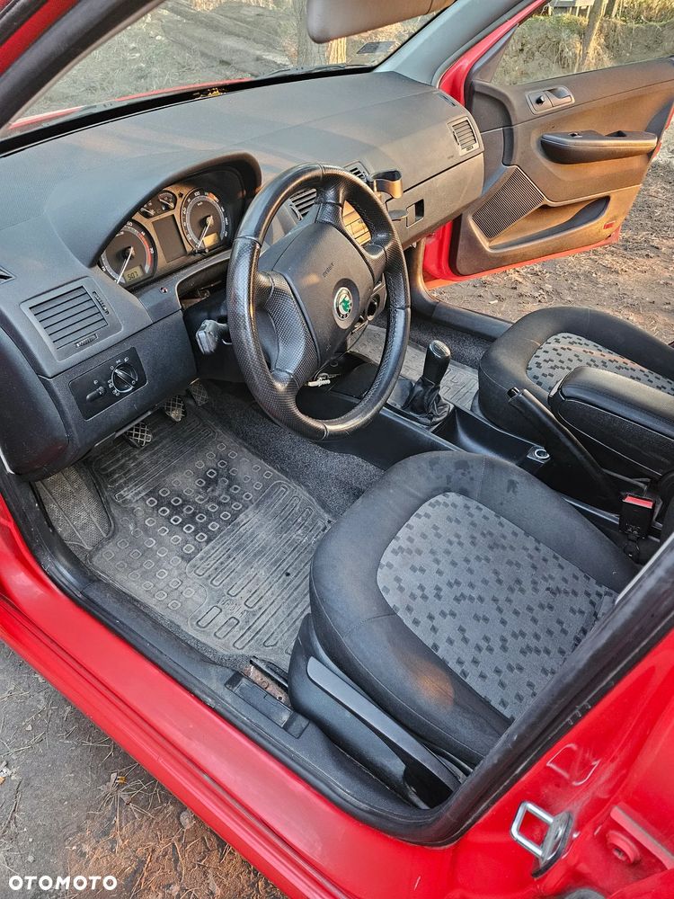 Skoda Fabia - 14
