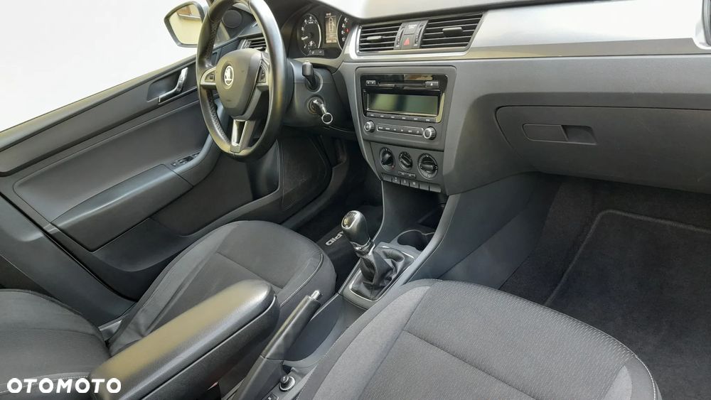 Skoda RAPID 1.2 Ambition Max - 7