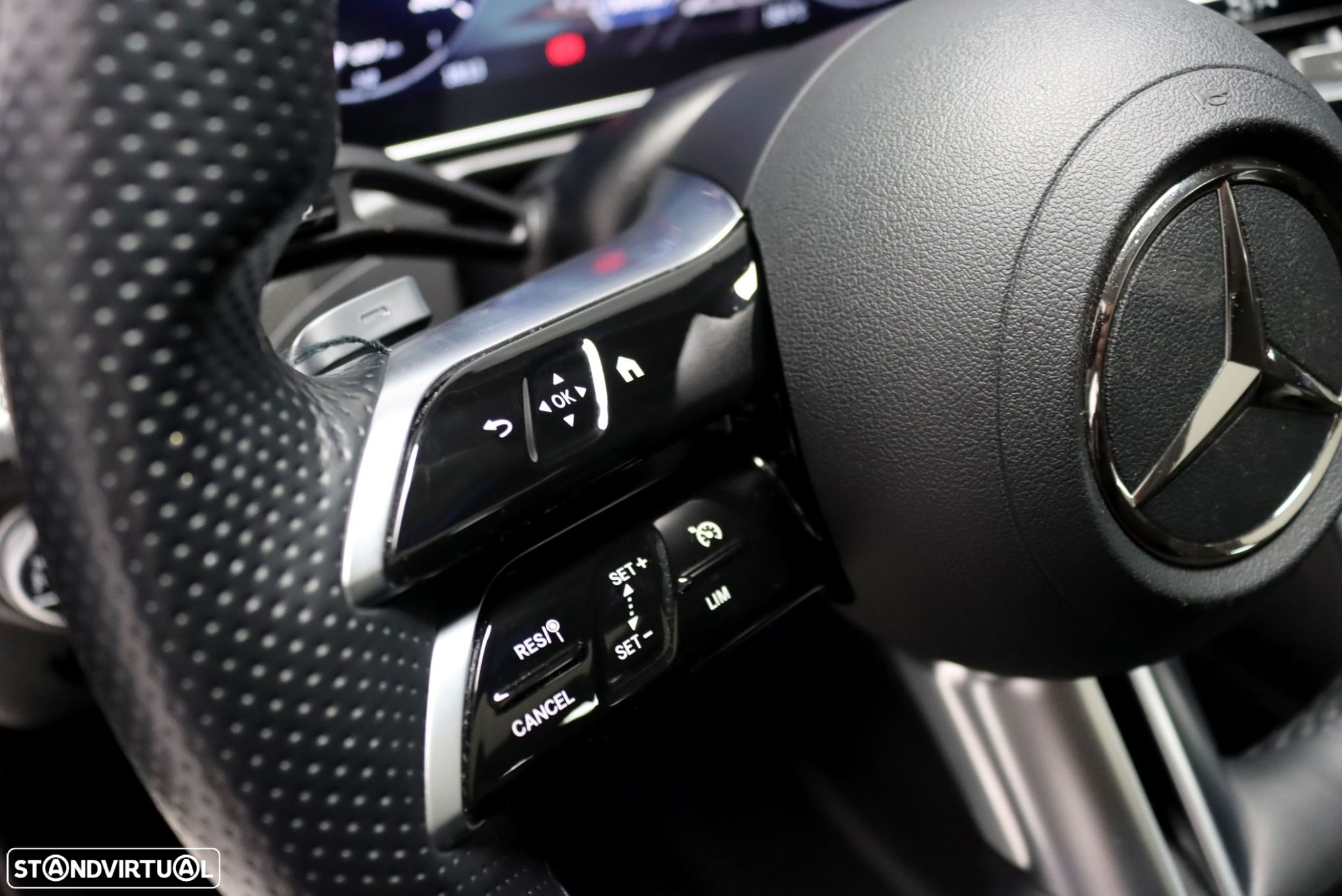 Mercedes-Benz C 300 d AMG Line - 34
